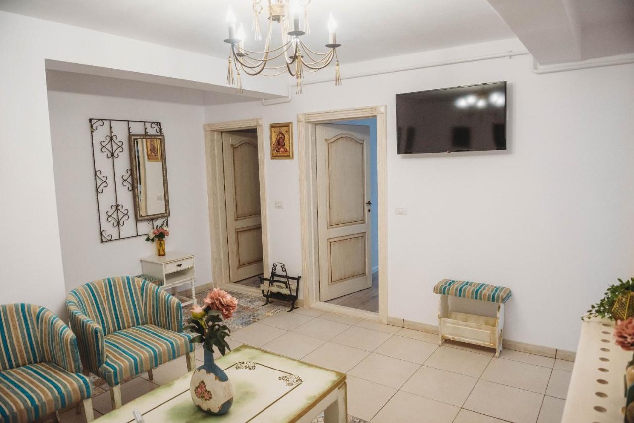 La Contessa Apartament Târgu Neamţ Dış mekan fotoğraf