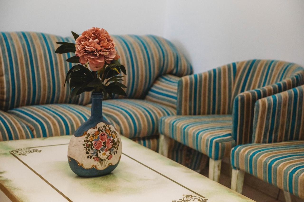 La Contessa Apartament Târgu Neamţ Dış mekan fotoğraf